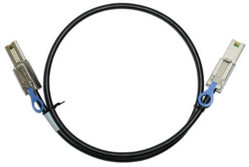 Strg V3700 V2 0.6m 12Gb SAS